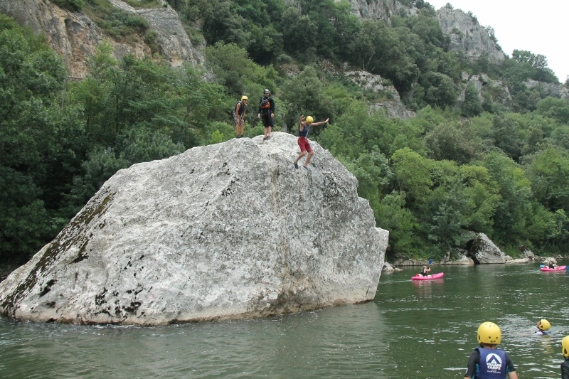 Village Camps International Summer Camp Ard&egrave;che, France 2019-07-26 https://www.villagecamps.com/journals_admin/images/928-35-20-07-2014 (800x533) (96).jpg